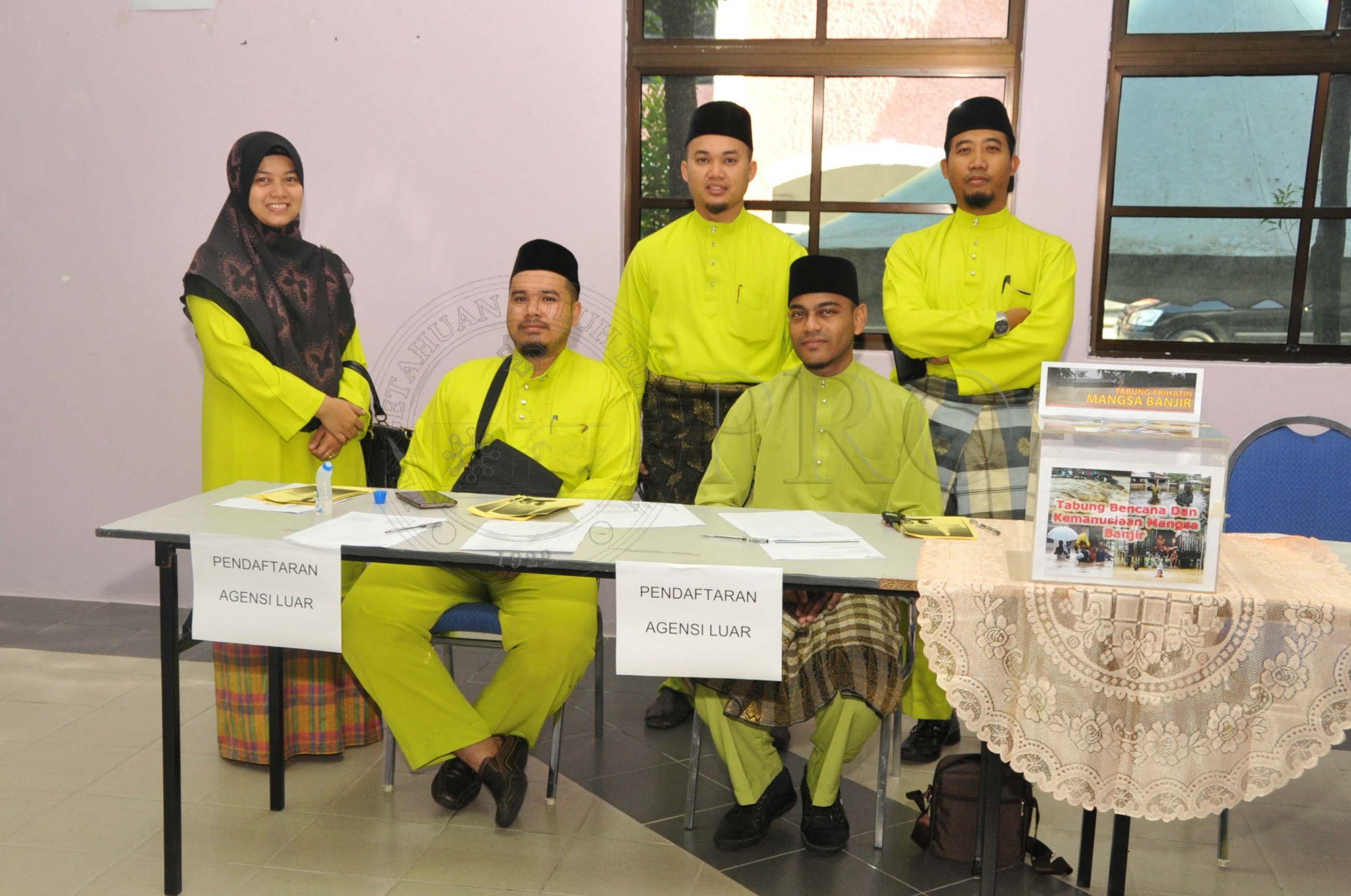 PRO 15 2 MAULIDUR PRO 4060